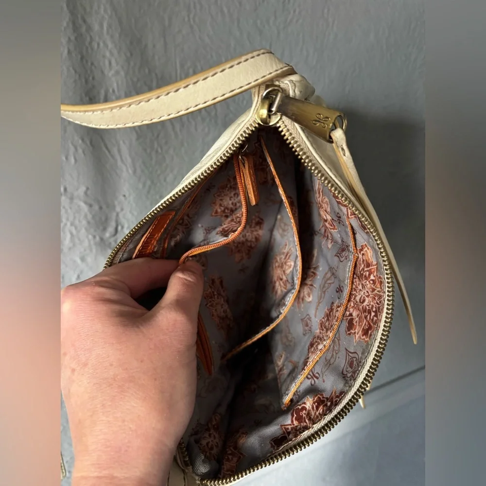 HOBO Cream Slim Crossbody Purse Leather Minimal Bag - Picture 5 of 11